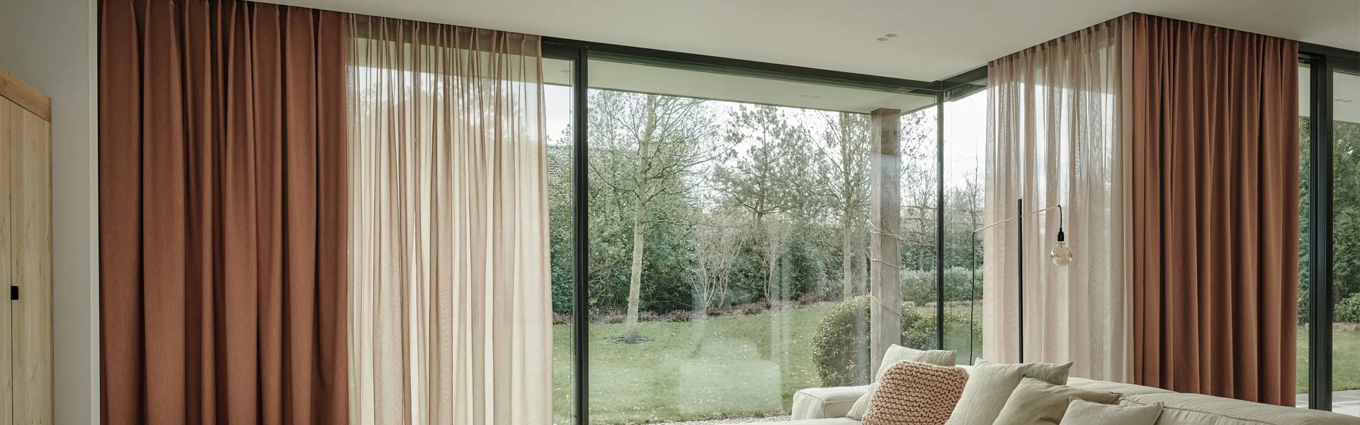 2201-Smart_home_gordijnen-header.webp